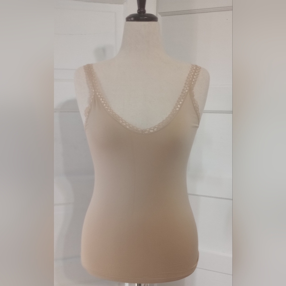 UnderWhere Tank Top - Picture 1 of 5